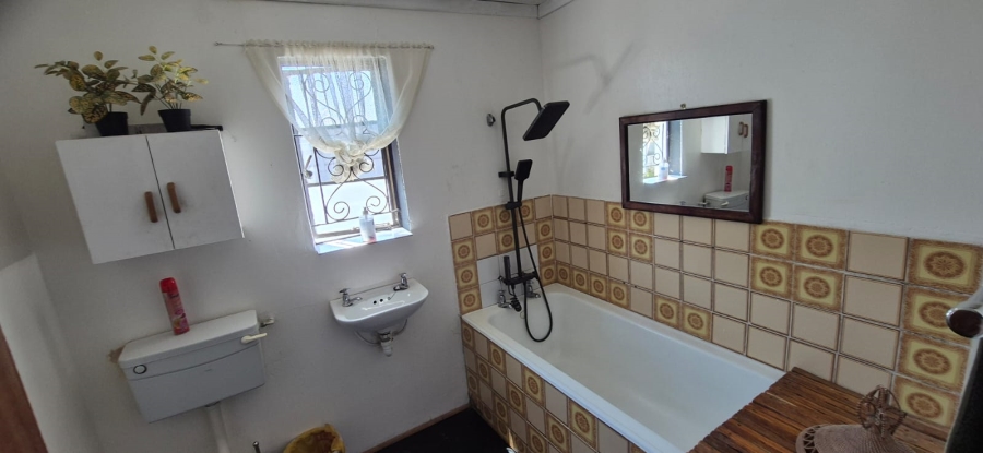 3 Bedroom Property for Sale in Gelvandale Eastern Cape
